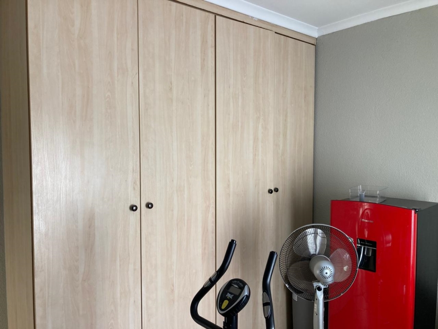 3 Bedroom Property for Sale in Tlhabane West North West